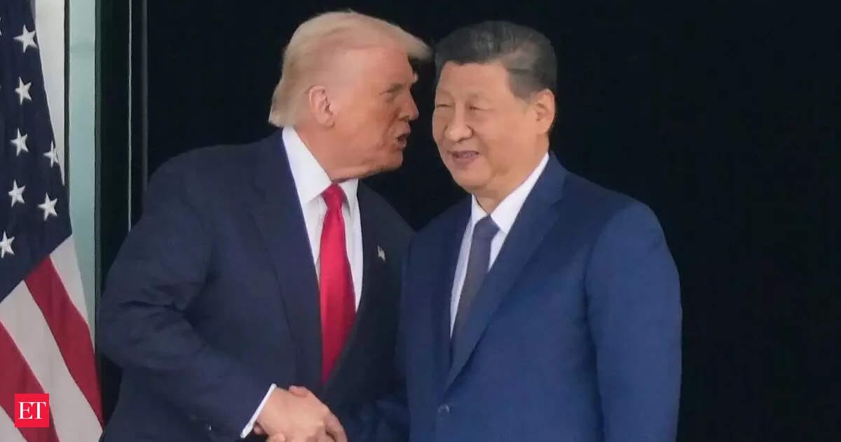 编辑示意图:贸易政策不确定性背景下的中美关系,象征关税战风险重燃