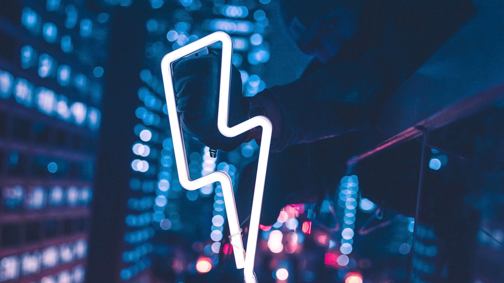 BTCPay Server的LND节点因macaroon凭证被远程读取而导致Lightning通道资金被清空的安全事件示意图
