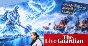 2026年9月22日UNGA开幕前美伊关系升级示意图，背景为霍尔木兹海峡与红海双咽喉受扰