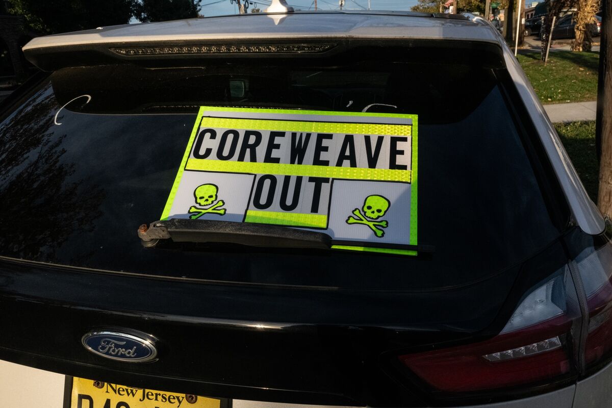 用于说明CoreWeave股价回撤与AI股票信用风险主题的文章配图
